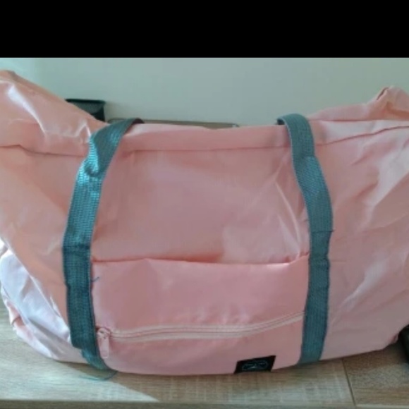 Pink travel weekend duffel hockey gym carryon hospital bag - Picture 5 of 6